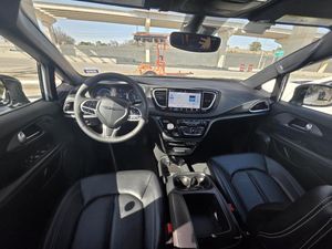 CHRYSLER PACIFICA SELECT - 4