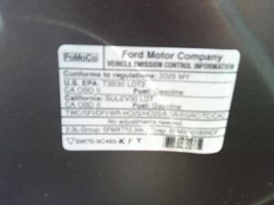 FORD EXPLORER ST-LINE - 10