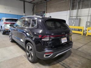 2025 Volkswagen TAOS SE — миниатюра 20