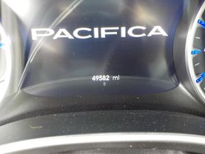2023 Chrysler PACIFICA TOURING L — фото 5