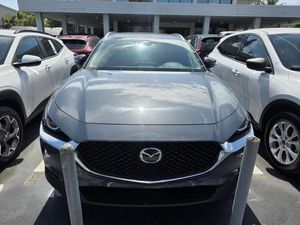 صورة 22 لـ 2025 Mazda CX-30 2.5 S CARBON EDITION