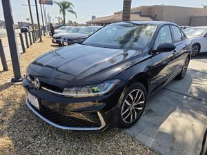 VOLKSWAGEN JETTA SE - 1