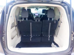 CHRYSLER PACIFICA TOURING L - 6