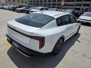 2025 KIA K4 LXS 照片 2