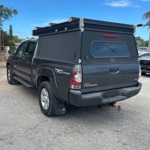 Toyota Tacoma V6 - 3