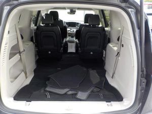 CHRYSLER PACIFICA TOURING L - 6