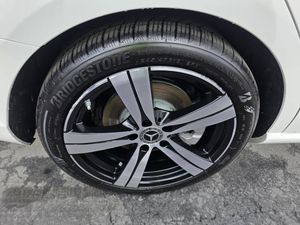 2025 Mercedes-BENZ C-CLASS — миниатюра 11