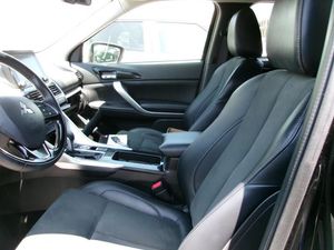 2025 Mitsubishi ECLIPSE CROSS SE 照片 3