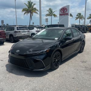 2026 Toyota CAMRY SE photo 1
