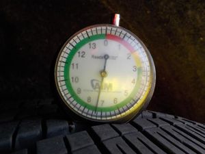 CHRYSLER PACIFICA TOURING L - 8