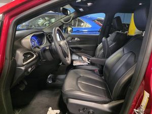 CHRYSLER PACIFICA SELECT - 3