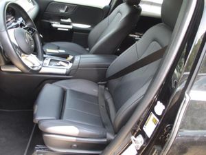 2025 Mercedes-BENZ GLA 照片 3