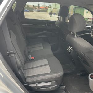 2021 KIA SORENTO LX — миниатюра 27