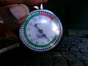 JEEP GRAND CHEROKEE L LIMITED - 9