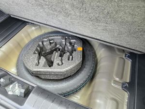 2025 Hyundai VENUE 照片 16