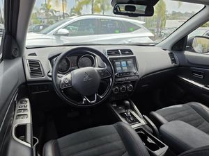 2025 Mitsubishi OUTLANDER SPORT — фото 4