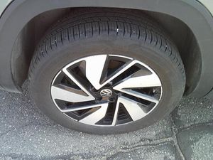 VOLKSWAGEN ATLAS 2.0T SE W/TECHNOLOGY - 9