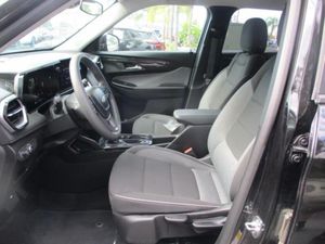 صورة 3 لـ 2025 Chevrolet TRAILBLAZER LT