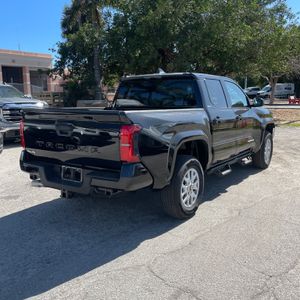 Toyota Tacoma SR5 - 5