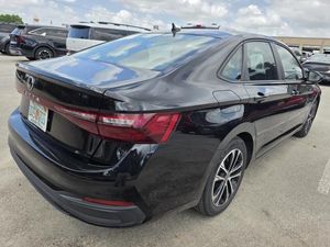 VOLKSWAGEN JETTA SPORT - 2