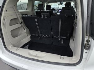 CHRYSLER PACIFICA TOURING L - 6