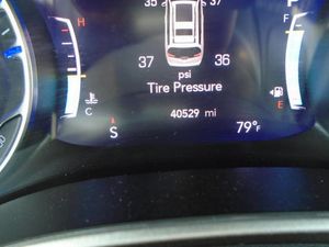 CHRYSLER PACIFICA TOURING L - 5