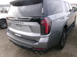 CHEVROLET SUBURBAN Z71 - 2