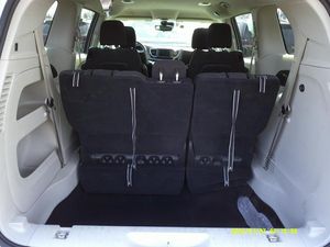 CHRYSLER VOYAGER LX - 6