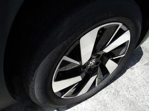صورة 9 لـ 2025 Volkswagen ATLAS CROSS SPORT 2.0T SE W/TECHNOLOGY