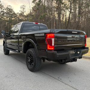 FORD F-250 SUPER DUTY LARIAT - 3