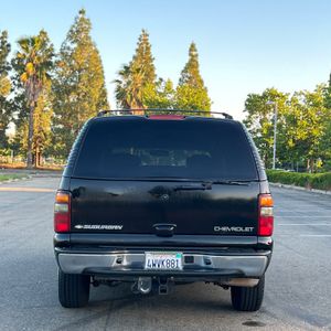 CHEVROLET SUBURBAN 1500 LT - 4