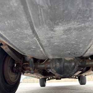 1993 Chevrolet SUBURBAN K2500 thumbnail 17
