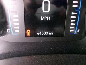 CHRYSLER VOYAGER LX - 5