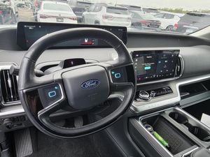 FORD EXPEDITION PLATINUM - 4