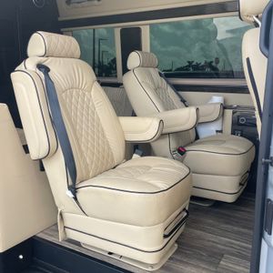 2021 Mercedes-BENZ SPRINTER 2500 — миниатюра 27