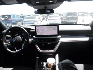 FORD EXPLORER ST-LINE - 9