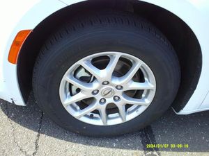 CHRYSLER VOYAGER LX - 9