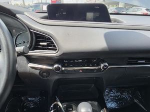 صورة مصغرة 26 لـ 2025 Mazda CX-30 2.5 S CARBON EDITION