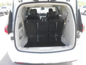 CHRYSLER PACIFICA TOURING L - 6