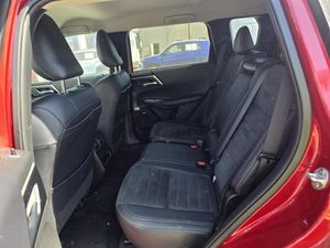 صورة مصغرة 27 لـ 2025 Mitsubishi OUTLANDER