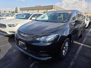 CHRYSLER VOYAGER LX - 1