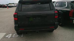 صورة مصغرة 18 لـ 2025 Toyota 4RUNNER SR5