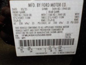 FORD EXPLORER ST-LINE - 7