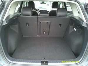 صورة 6 لـ 2025 Volkswagen TAOS SE