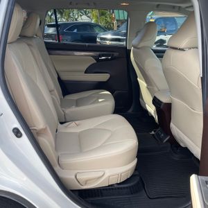 2021 Toyota HIGHLANDER HYBRID PLATINUM 照片 27