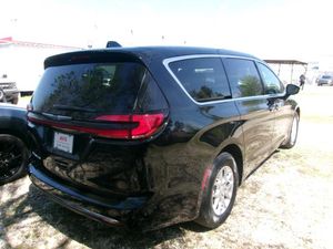 CHRYSLER PACIFICA SELECT - 2