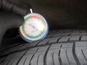 CHRYSLER PACIFICA TOURING L - 8