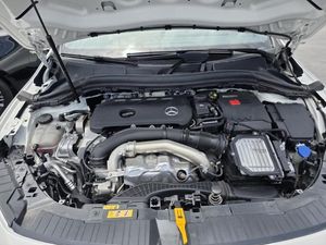 2025 Mercedes-BENZ GLA — миниатюра 17