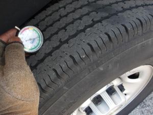 CHEVROLET EXPRESS PASSENGER LT - 9