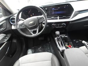 صورة 8 لـ 2025 Chevrolet TRAX LT